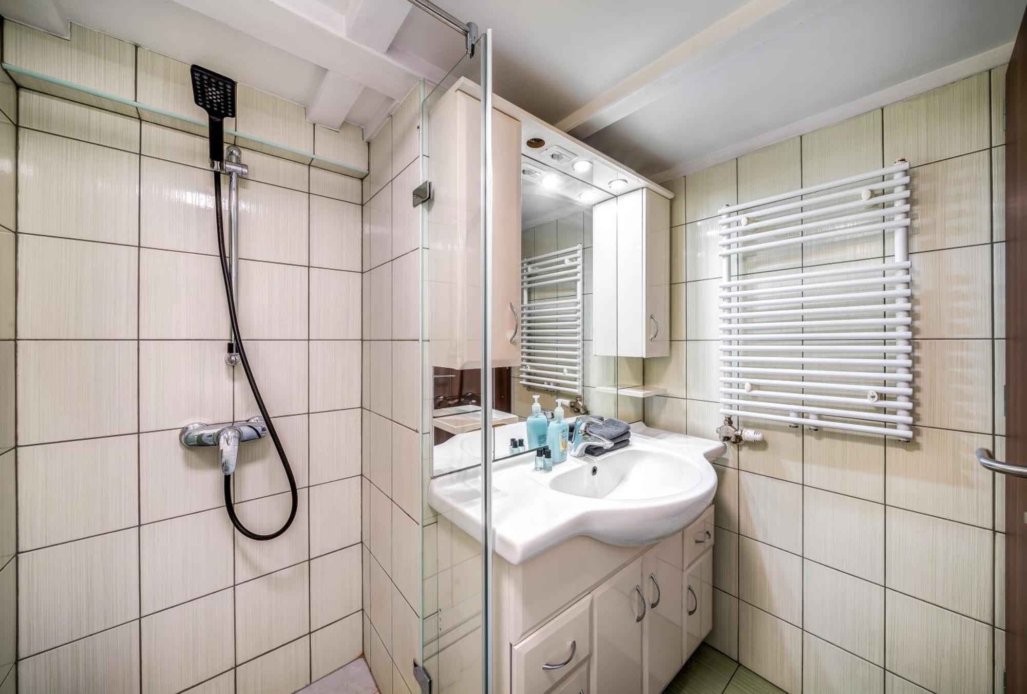 Oktogon Four Residence بودابست المظهر الخارجي الصورة